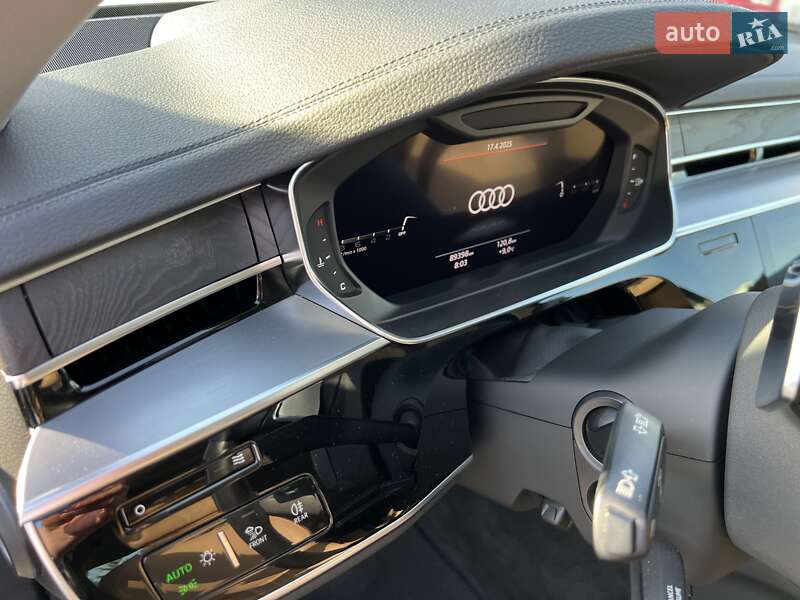 Седан Audi A8 2020 в Виннице