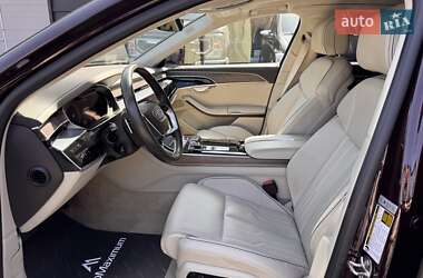 Седан Audi A8 2019 в 