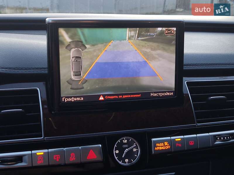 Седан Audi A8 2013 в Житомире