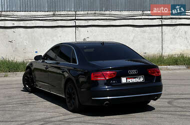 Седан Audi A8 2013 в 