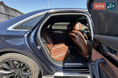 Седан Audi A8 2013 в 