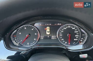 Седан Audi A8 2012 в 