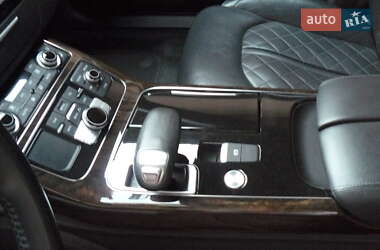 Седан Audi A8 2013 в 