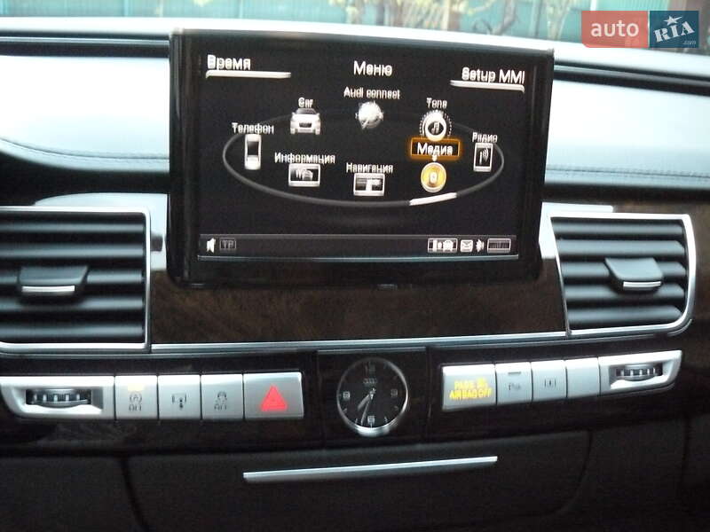 Седан Audi A8 2013 в Ивано-Франковске
