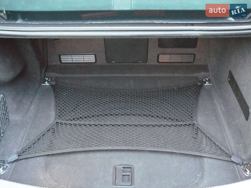 Седан Audi A8 2013 в Ивано-Франковске