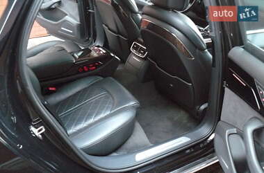 Седан Audi A8 2013 в 