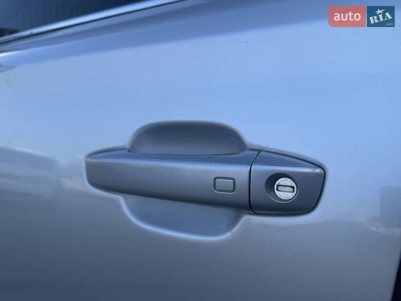Седан Audi A8 2010 в Лубнах