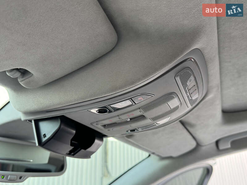 Седан Audi A8 2010 в Лубнах