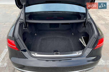 Седан Audi A8 2013 в Киеве