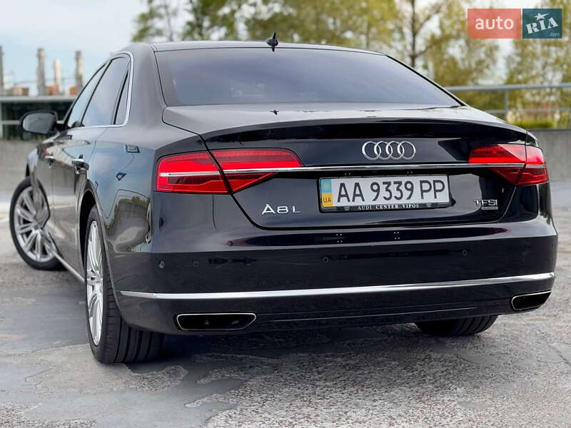 Седан Audi A8 2013 в Киеве