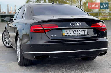 Седан Audi A8 2013 в 