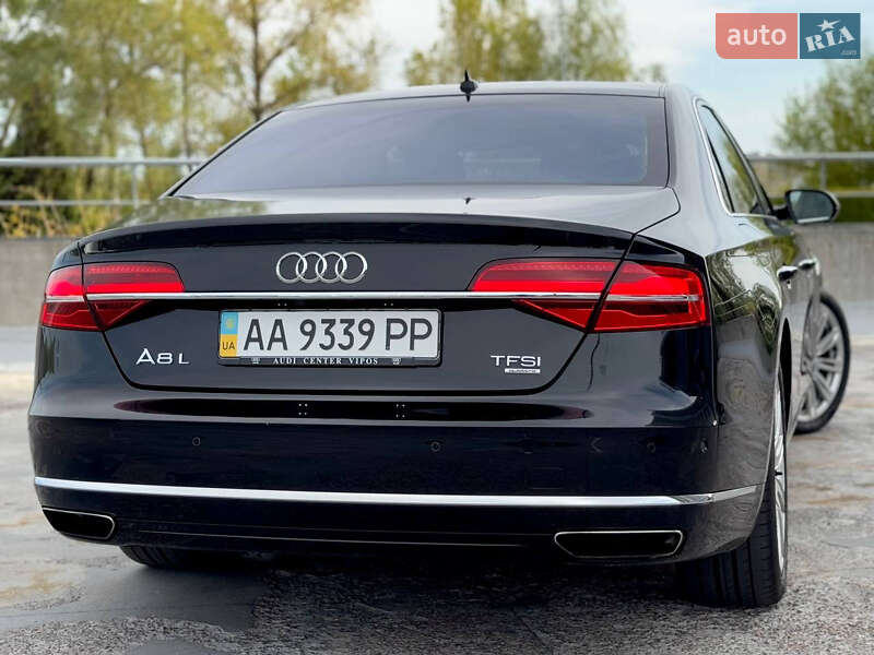 Седан Audi A8 2013 в Киеве
