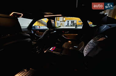 Седан Audi A8 2015 в 