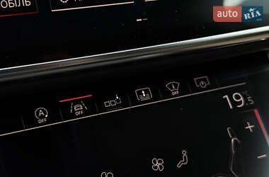 Седан Audi A8 2019 в 