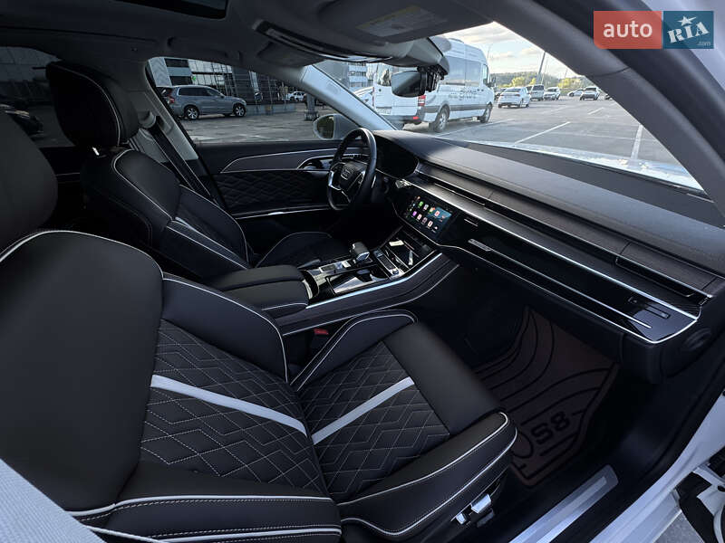 Седан Audi A8 2020 в Киеве