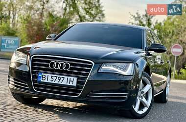 Седан Audi A8 2012 в 