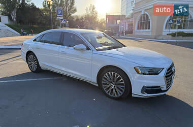 Седан Audi A8 2019 в 