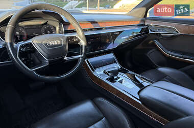 Седан Audi A8 2019 в 