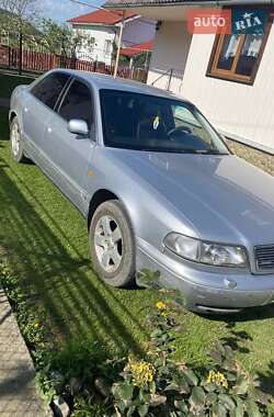 Седан Audi A8 1997 в 