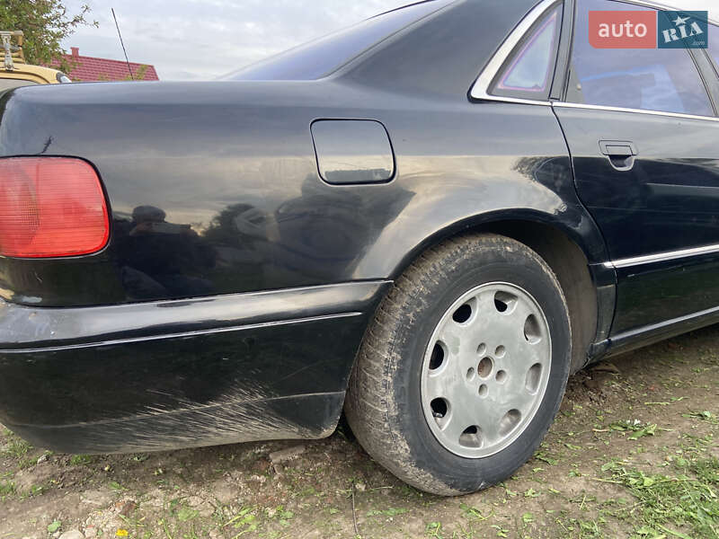 Седан Audi A8 1996 в Хмельницком