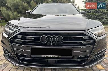 Седан Audi A8 2018 в Дніпрі
