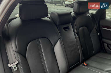 Седан Audi A8 2013 в 
