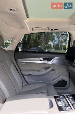 Седан Audi A8 2013 в 