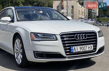 Седан Audi A8 2015 в 