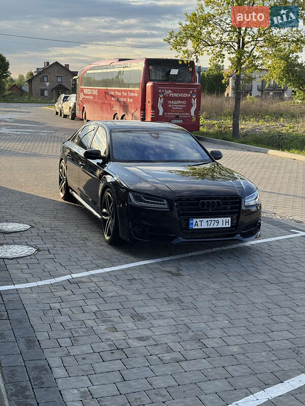 Седан Audi A8 2015 в Ивано-Франковске