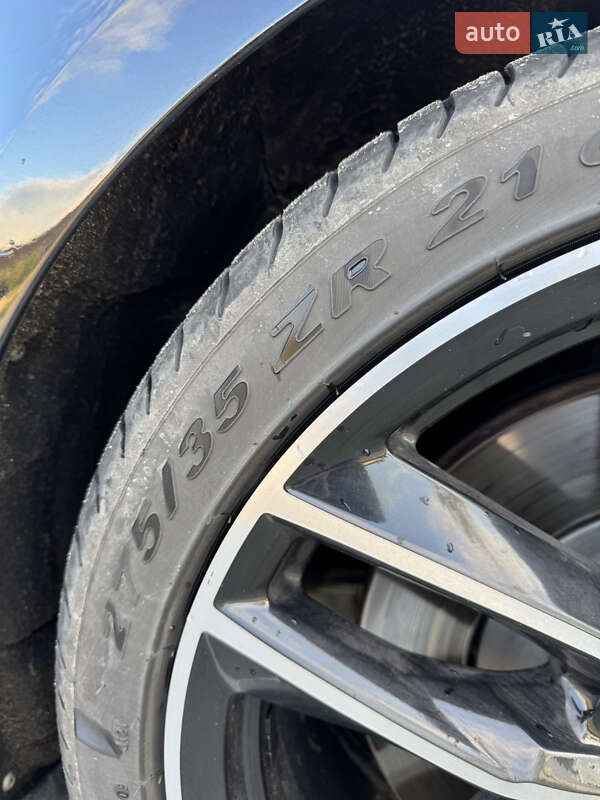 Седан Audi A8 2015 в Ивано-Франковске