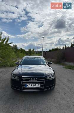 Седан Audi A8 2014 в 