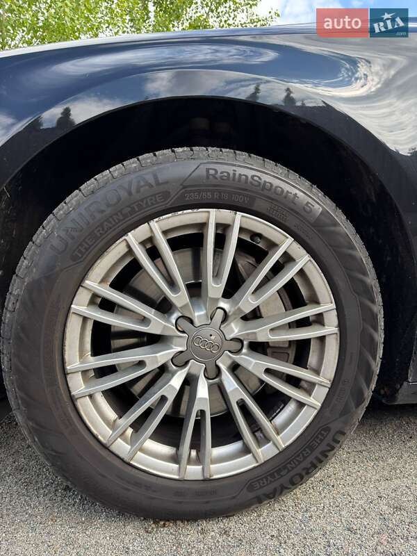Седан Audi A8 2014 в Киеве