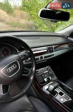 Седан Audi A8 2014 в 