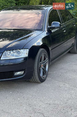 Седан Audi A8 2008 в 