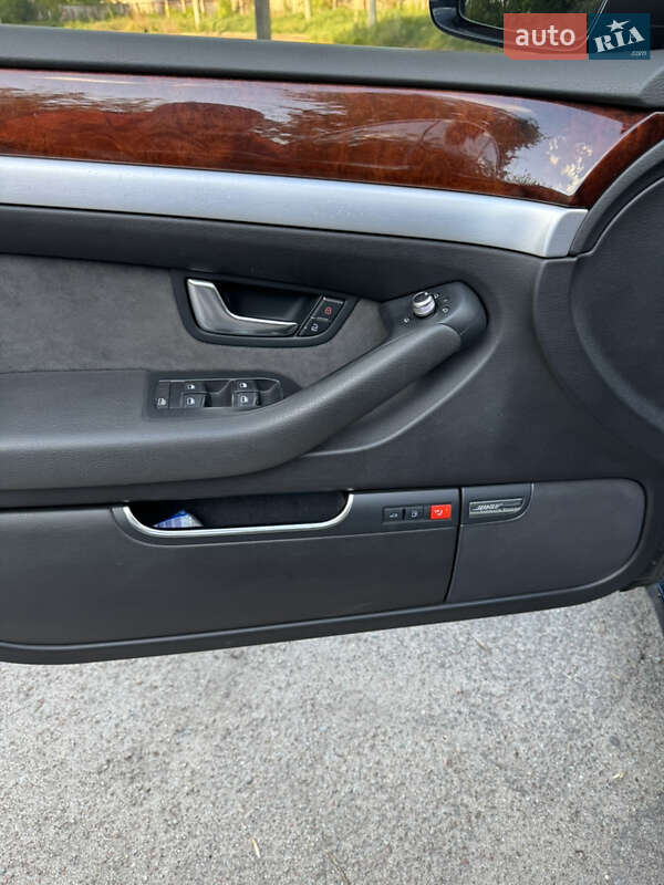 Седан Audi A8 2008 в Житомире