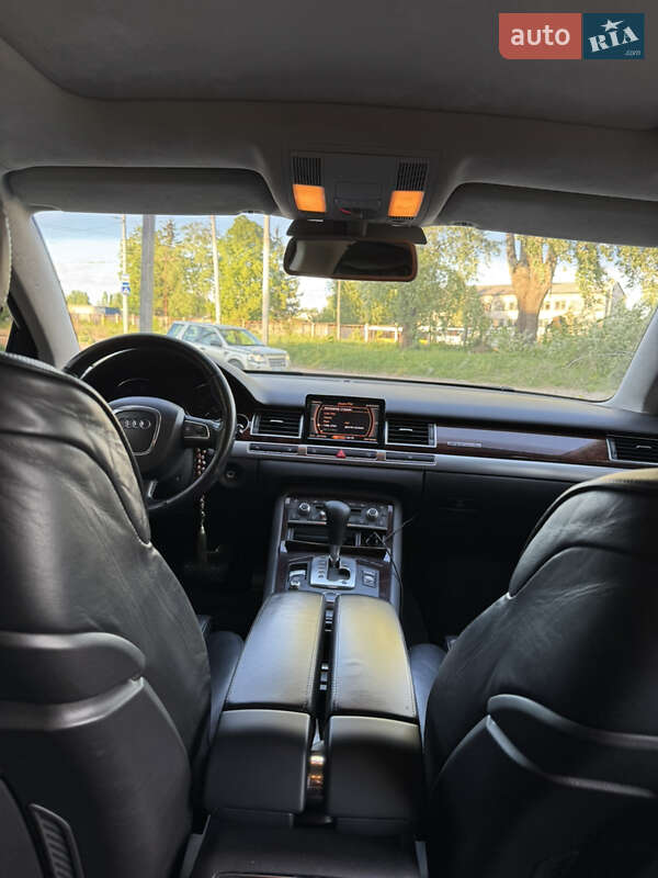 Седан Audi A8 2008 в Житомире