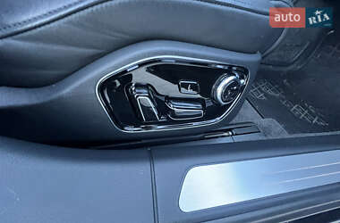 Седан Audi A8 2013 в 