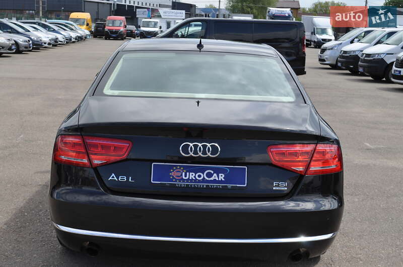 Седан Audi A8 2012 в Киеве