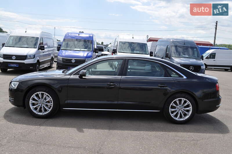 Седан Audi A8 2012 в Киеве