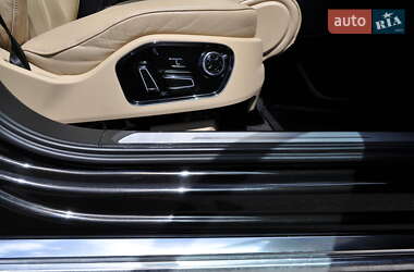 Седан Audi A8 2012 в 
