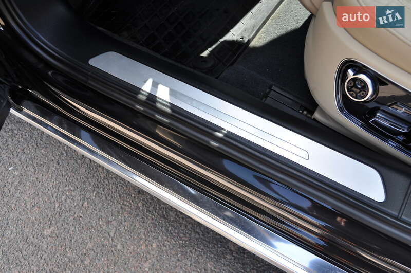 Седан Audi A8 2012 в Киеве
