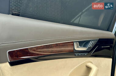 Седан Audi A8 2013 в 