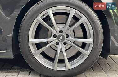 Седан Audi A8 2012 в 