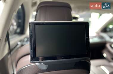 Седан Audi A8 2012 в 