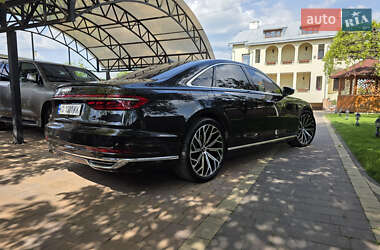 Седан Audi A8 2018 в 
