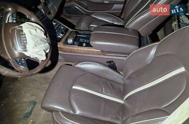 Седан Audi A8 2010 в 