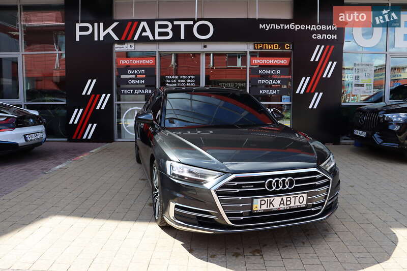Седан Audi A8 2018 в 