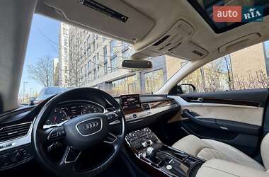 Седан Audi A8 2013 в 