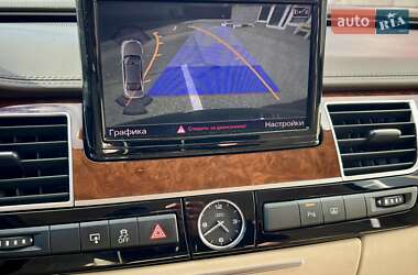Седан Audi A8 2010 в 