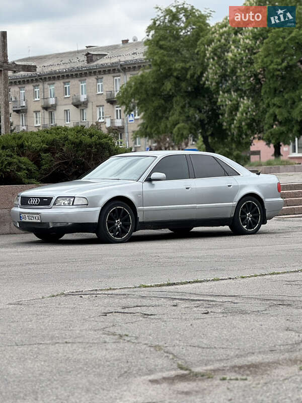 Audi A8 1998